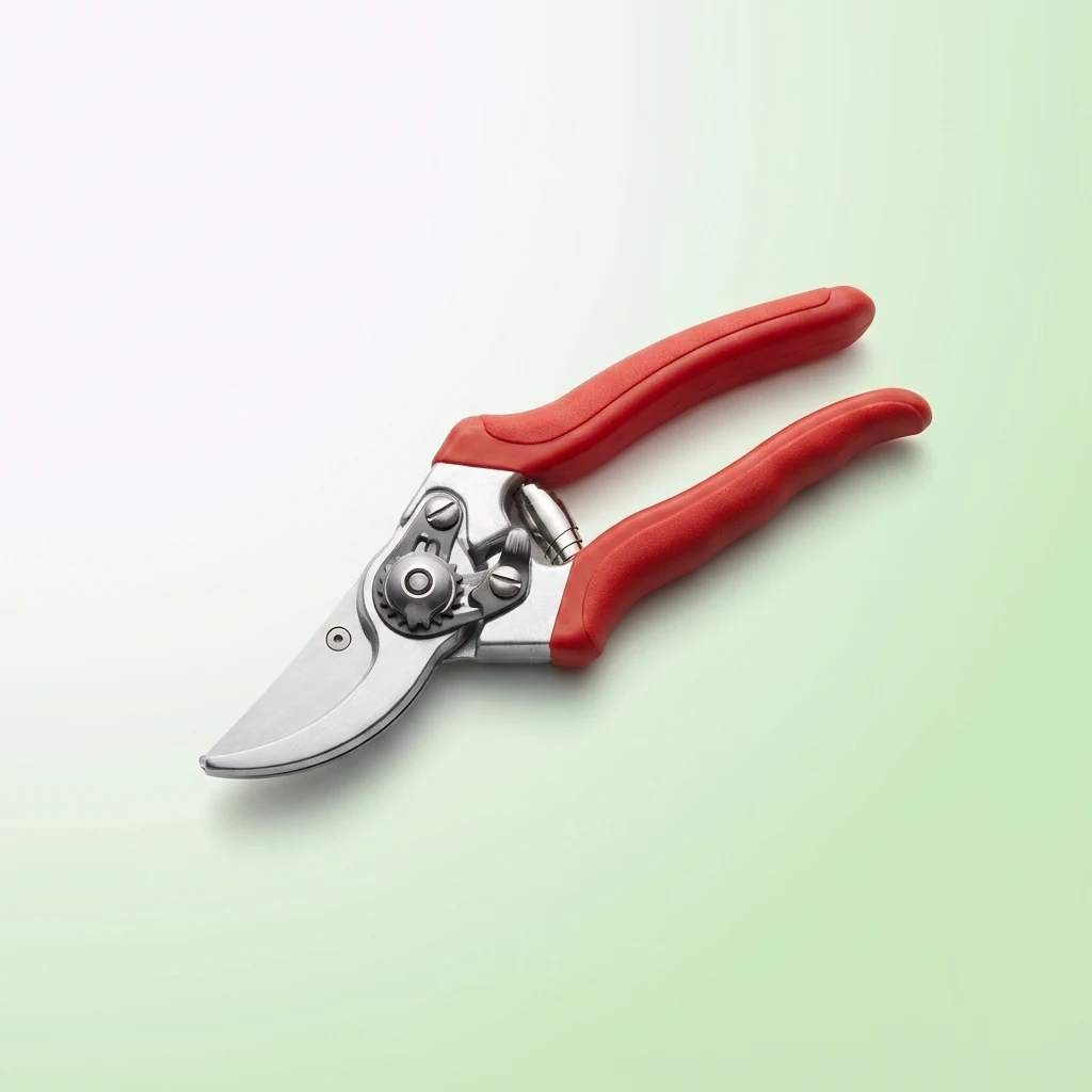Precision bypass pruning shears with red handles